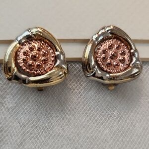 Vintage mixed metal triangle clip on earrings rose gold textured center